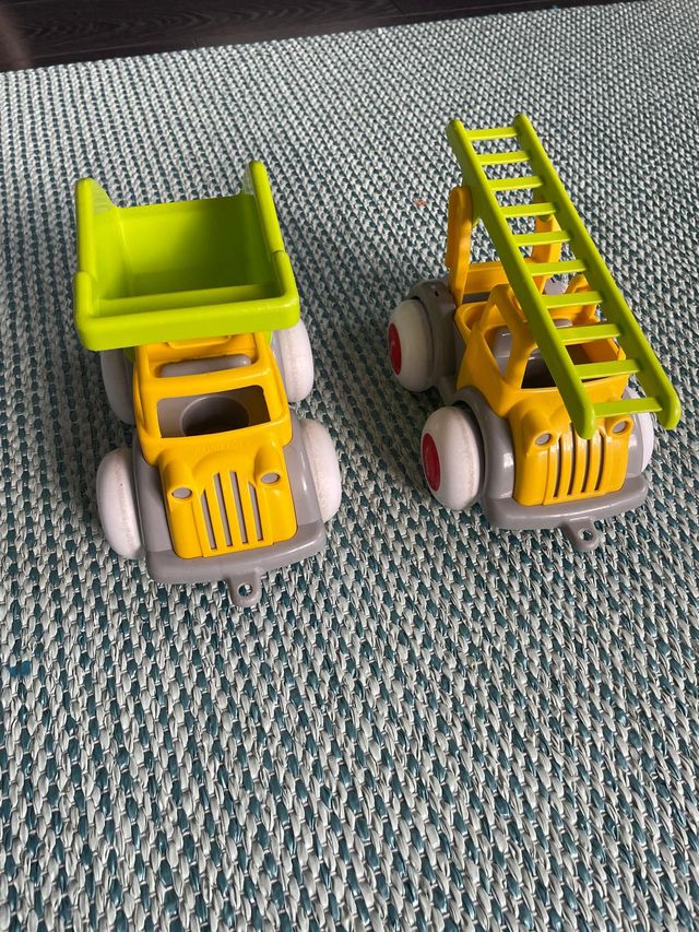 2 Camion Vikingtoys: Volquete e Pompieri
