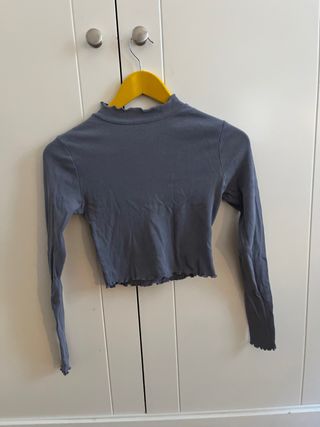 Top manga larga gris