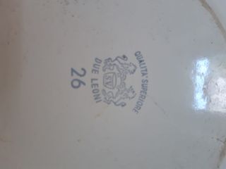 Catino smaltato bianco con bordi blu