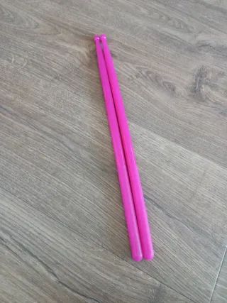 Baquetas de tambor color rosa
