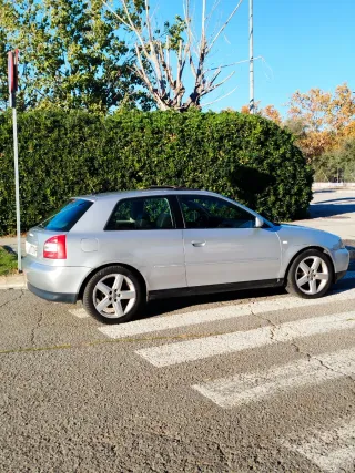 Audi 1.8 2003 gasolina