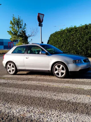 Audi 1.8 2003 gasolina