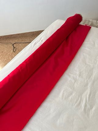 Tela fallera multicolor con flores