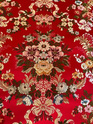 Tela fallera multicolor con flores