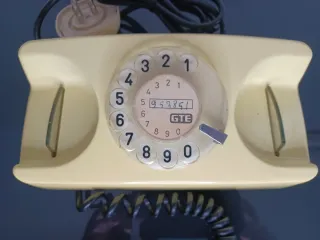Teléfono vintage GTE Starlite 1980 amarillo marfil