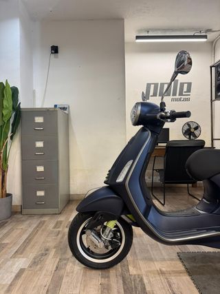 Vespa Primavera Tech 125cc-Nueva