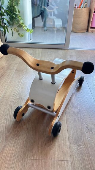 Balancín y correpasillos de madera