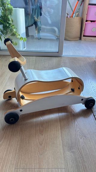 Balancín y correpasillos de madera