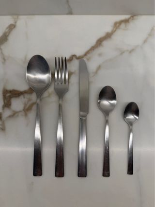 Juego cubiertos acero inoxidable