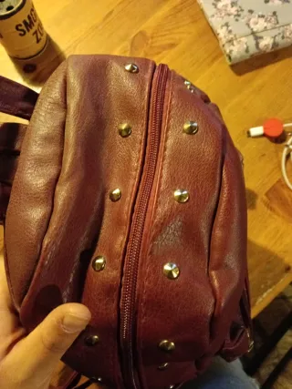 Zaino donna con borchie oro