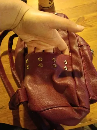 Zaino donna con borchie oro