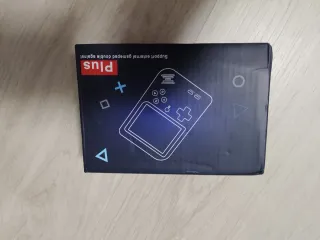 Mini console retro tipo Game Boy