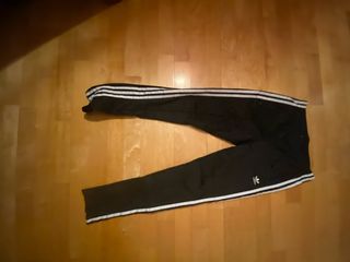 Pantalón Adidas negro con rayas