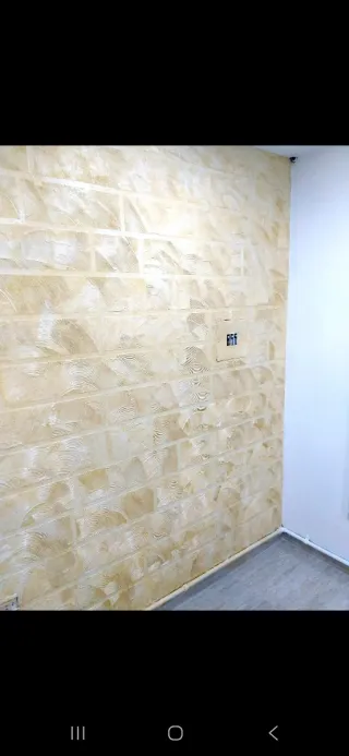 Se realizan trabajos de pintura  reforma y acabado