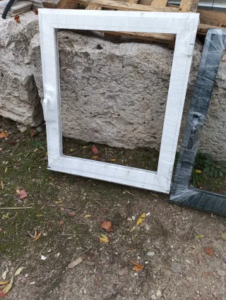 2 Ventanas con su Marco