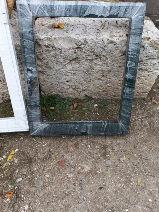 2 Ventanas con su Marco