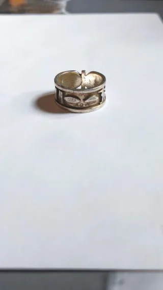 Anello Claddagh Argento Regolabile