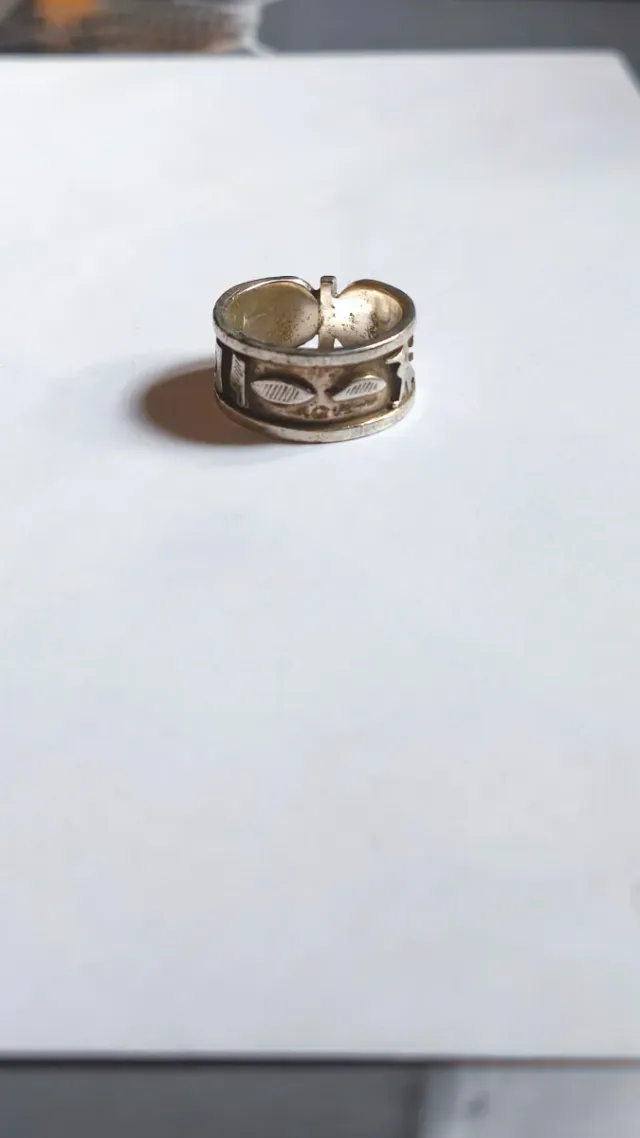 Anello Claddagh Argento Regolabile