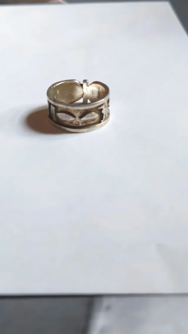 Anello Claddagh Argento Regolabile