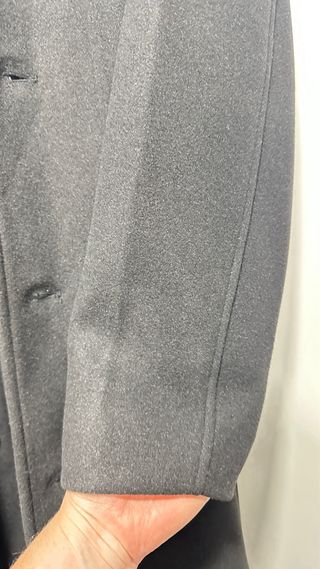 Abrigo Negro Hombre Pull&Bear Talla M hasta un XL