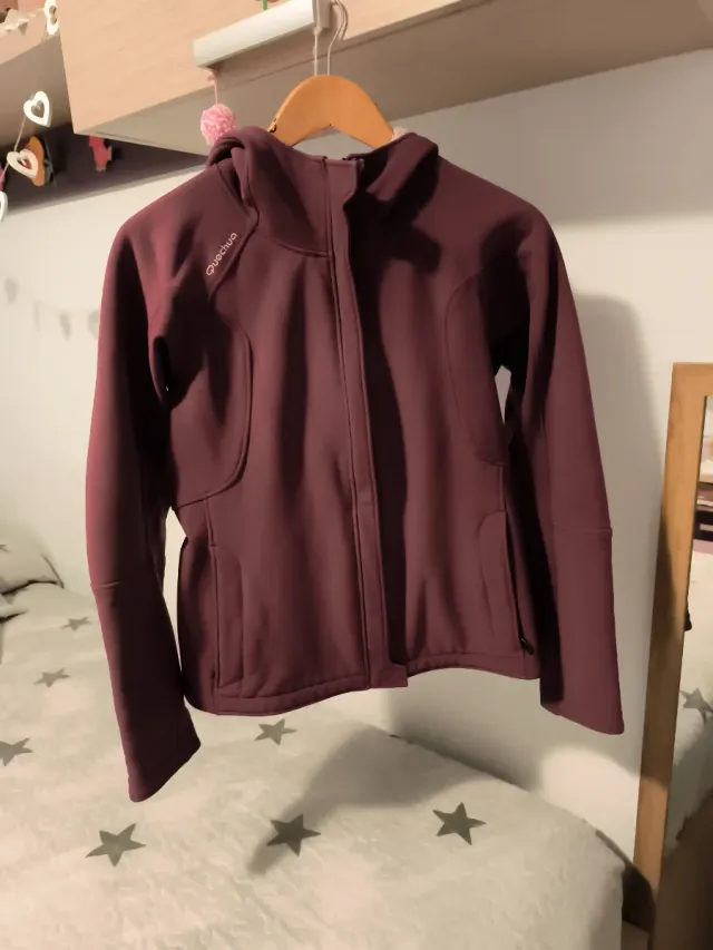 Chaqueta deportiva Quechua morada