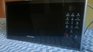 Horno Microondas Samsung 23L con Grill