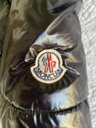 Chaqueta Moncler Negra Brillante