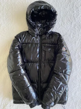 Chaqueta Moncler Negra Brillante