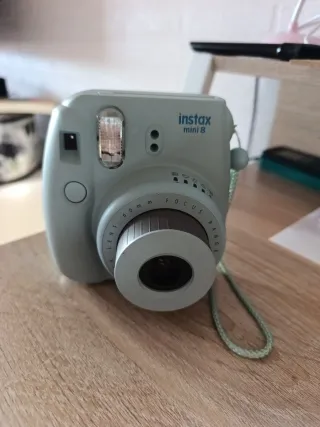Cámara Instax Mini 8 Fujifilm