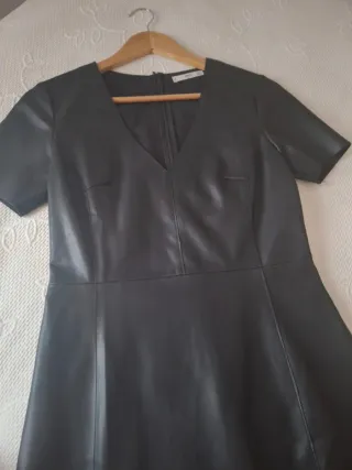 Vestido Mango Negro Cuero Manga Corta