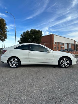 Mercedes-Benz Clase CLC 2011
