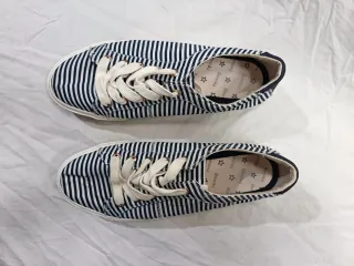 Zapatillas Bershka Marineras Rayas.