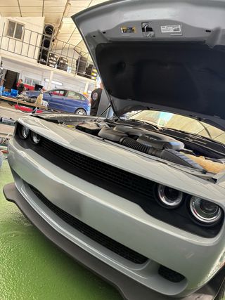 Dodge challenger  2020