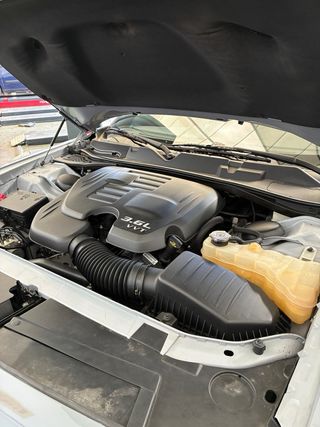 Dodge challenger  2020