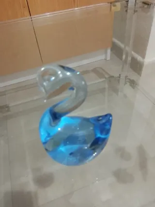 Jarrón de cristal verde decorativo