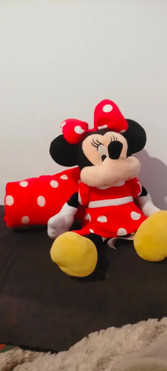 Peluche Minnie Mouse con Manta