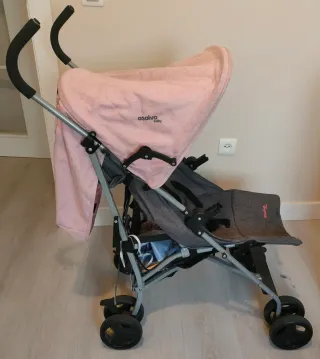 Silla de paseo bebé rosa y gris
