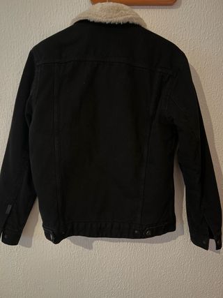 Chaqueta tejana Pull&Bear forrada Talla XS