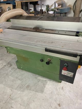 Serradora de carpintería S.N. 600