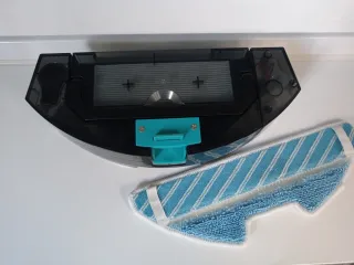 Depósito y mopas robot Conga Cecotec serie 1390