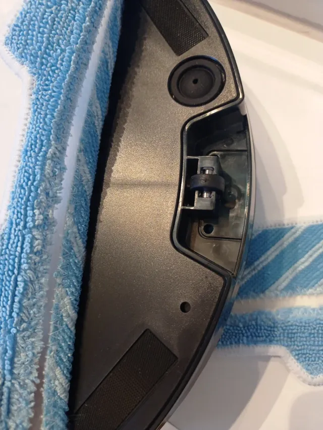 Depósito y mopas robot Conga  Cecotec serie 1390