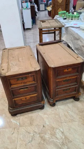 Mesa escritorio madera siglo XIX