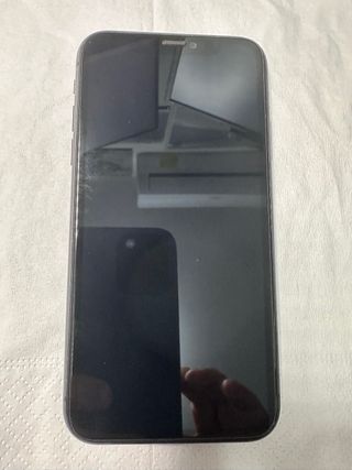 iPhone 11 Negro/Azul Marino