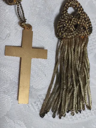 Cordón antiguo comunión con crucifijo