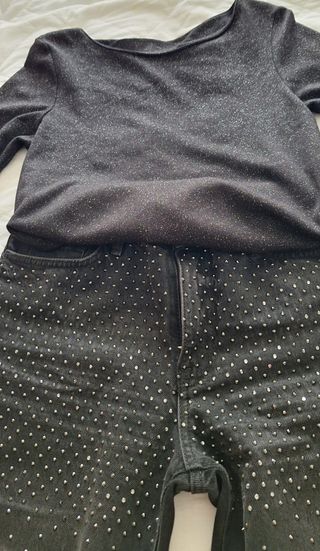 Pantalón vaquero gris con pedrería