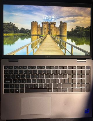 Portátil Dell Precision 3560 – 512GB SSD, 32GB RAM