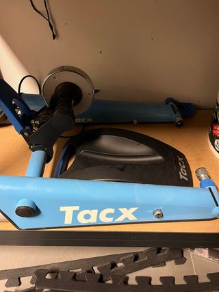 Rodillo Tacx Bicicleta Azul