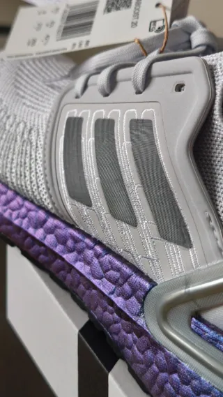 Adidas Ultraboost 20 ISS Grises