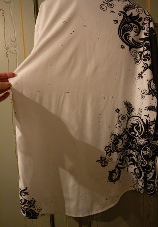 Camicia Tg M bianca e nera con disegni