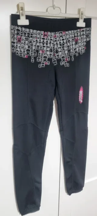 Malla Térmica  Mujer Billabong Negra y Rosa.